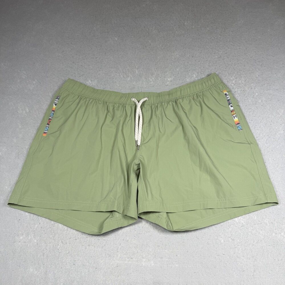 Wowie Shorts Mens 3XL Green Tribal Aztec Trim Drawstring Poly Stretch Outdoor